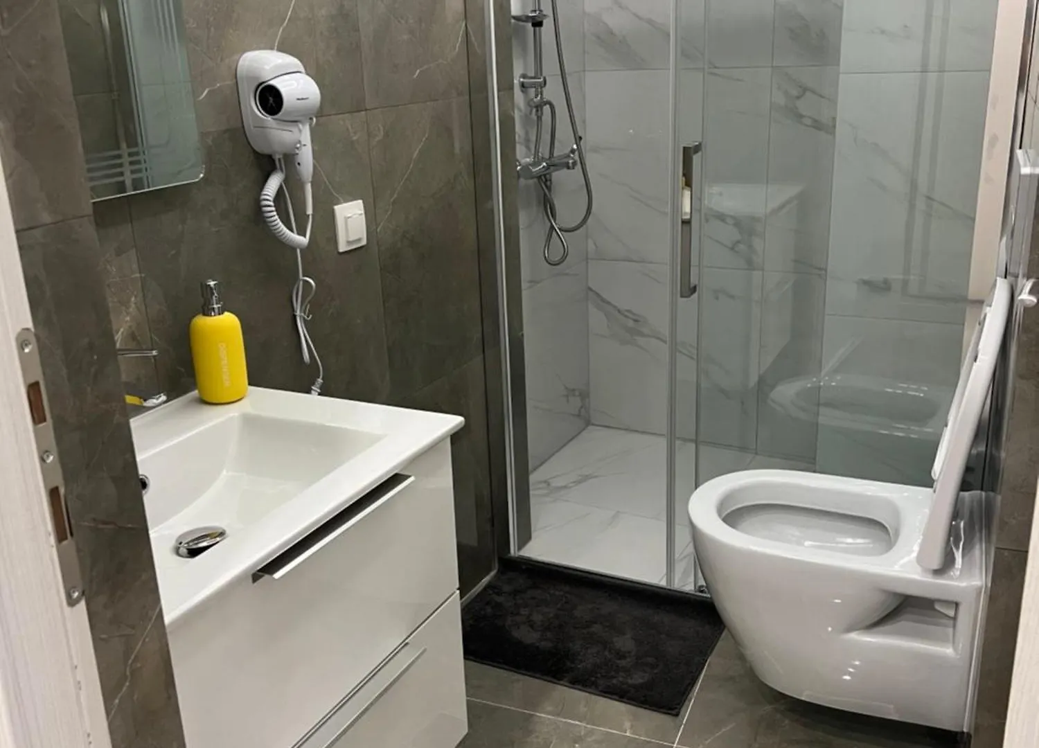 Km52 Luxury Apartment Thessalonique
